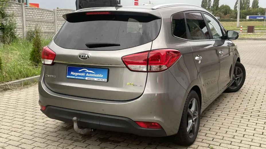 KIA Carens -