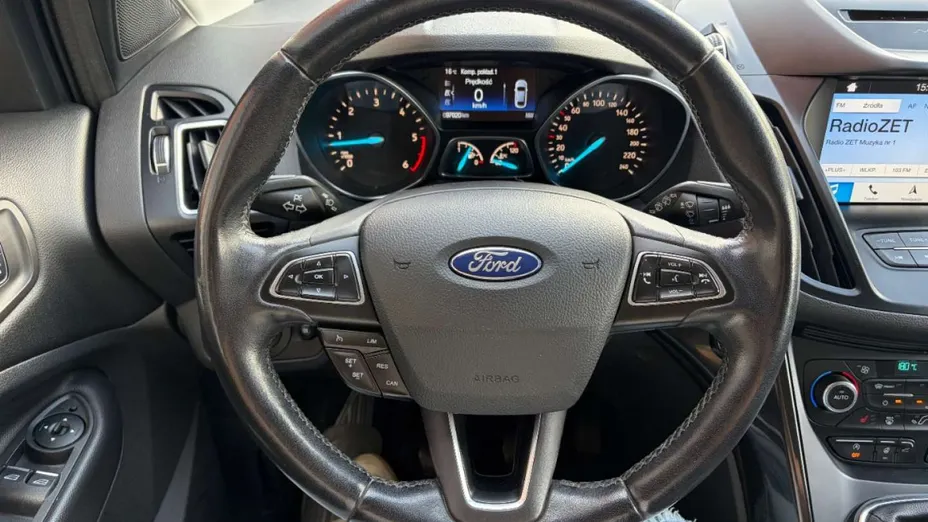 FORD Kuga -