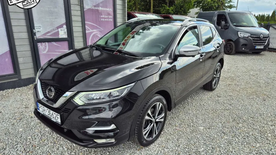 NISSAN Qashqai -