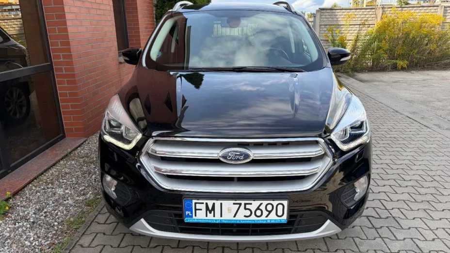 FORD Kuga -