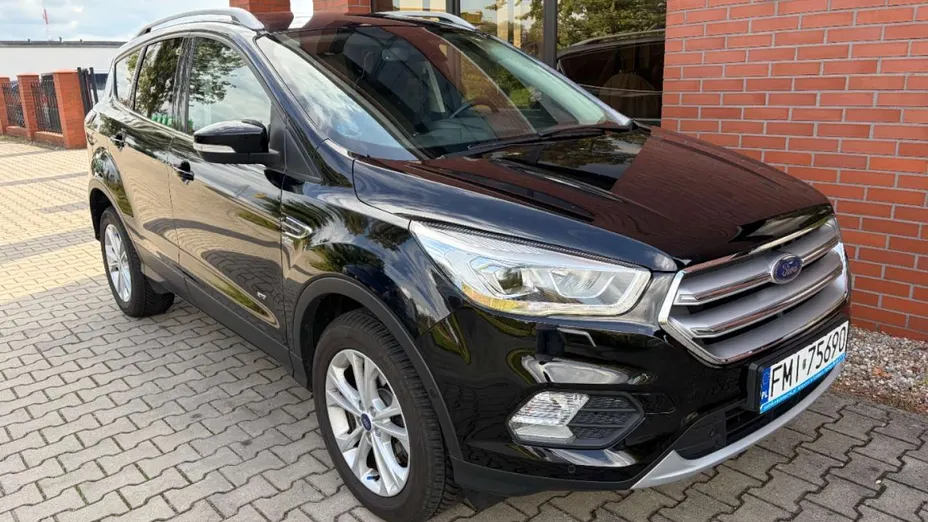 FORD Kuga -