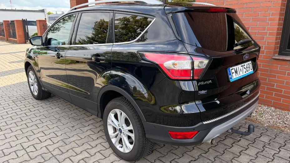 FORD Kuga -