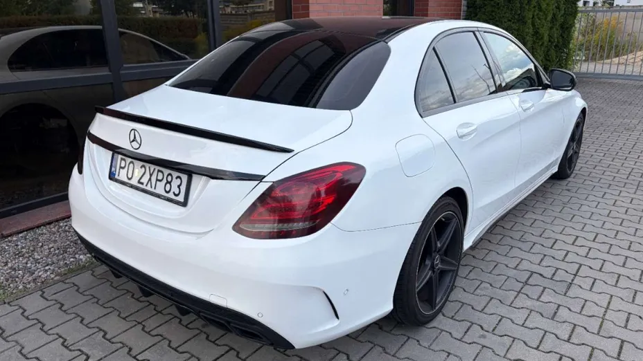 MERCEDES-BENZ C Klasa -