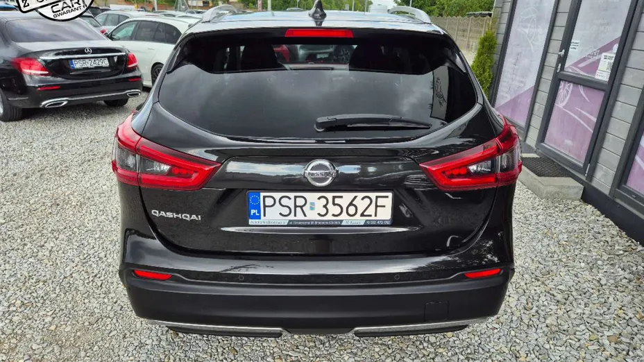 NISSAN Qashqai -