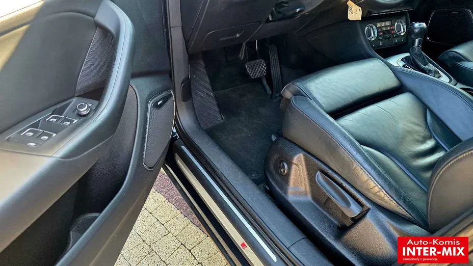 AUDI Q3 -