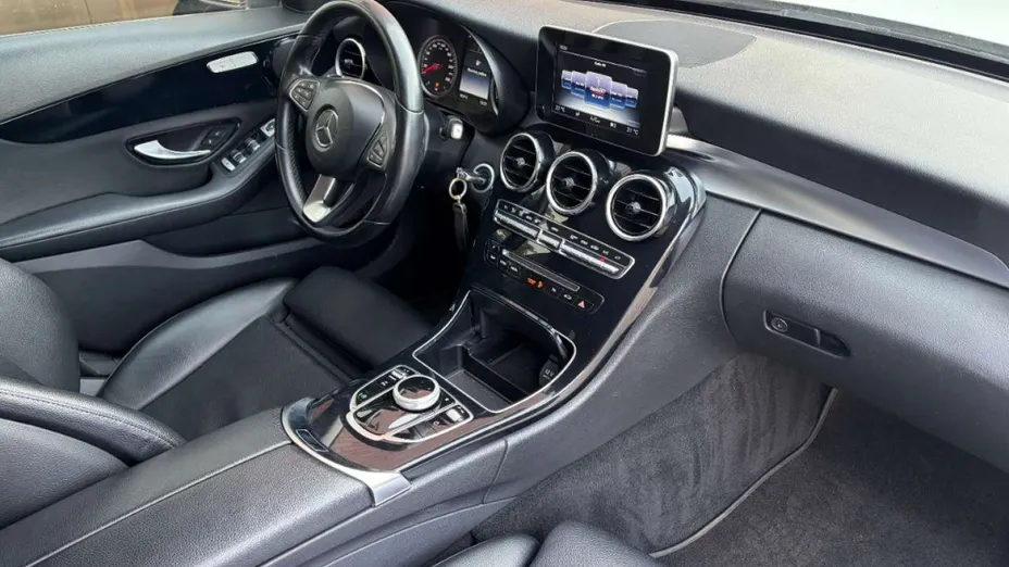 MERCEDES-BENZ C Klasa -