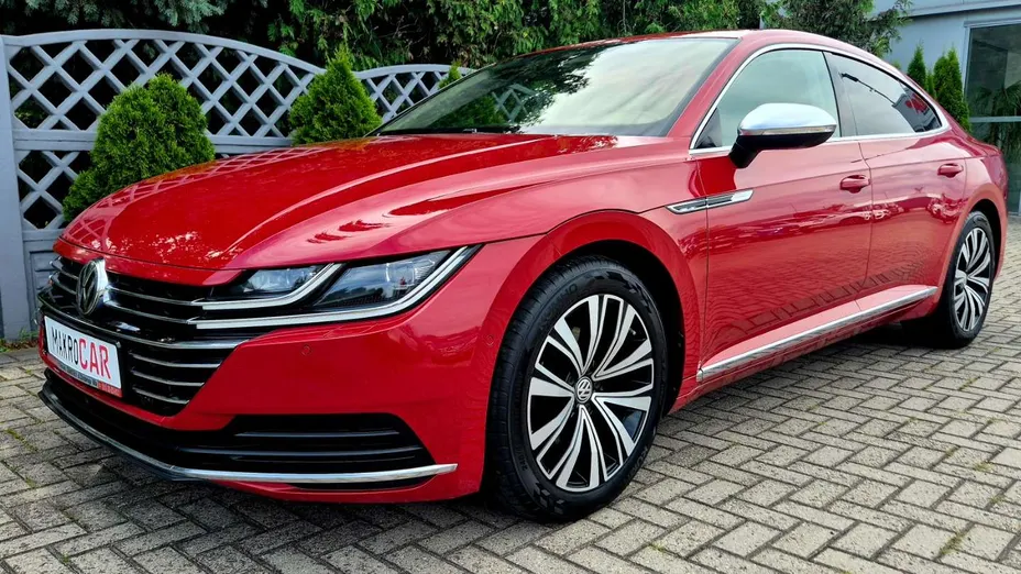 VOLKSWAGEN Arteon -
