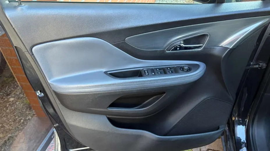 OPEL Mokka -