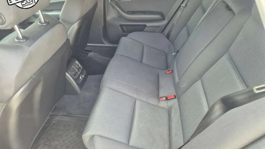 AUDI A6 -