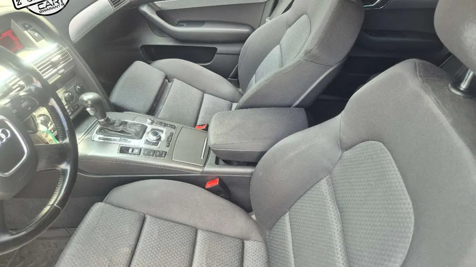 AUDI A6 -