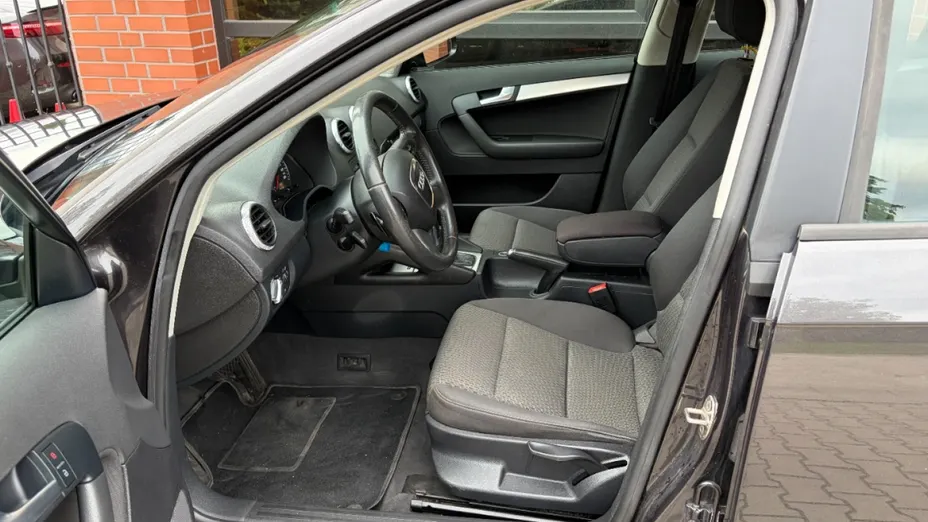 AUDI A3 Sportback -