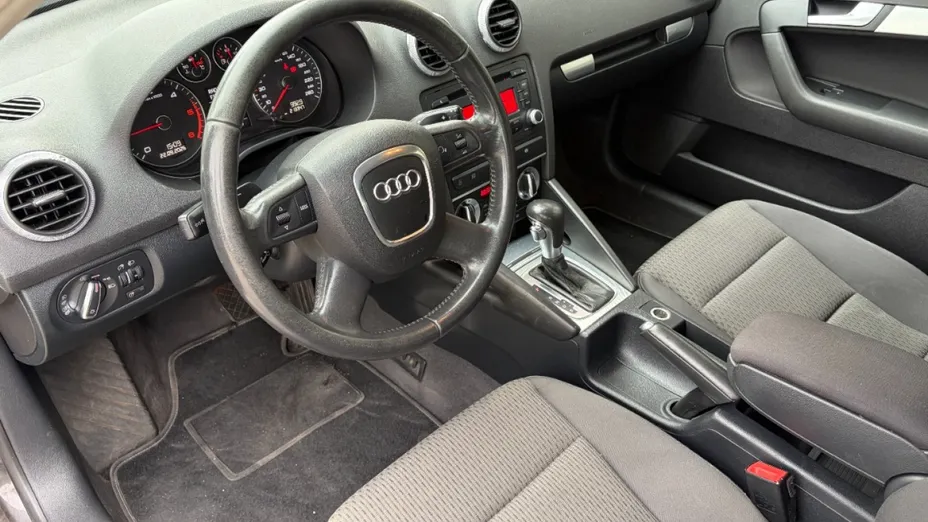 AUDI A3 Sportback -