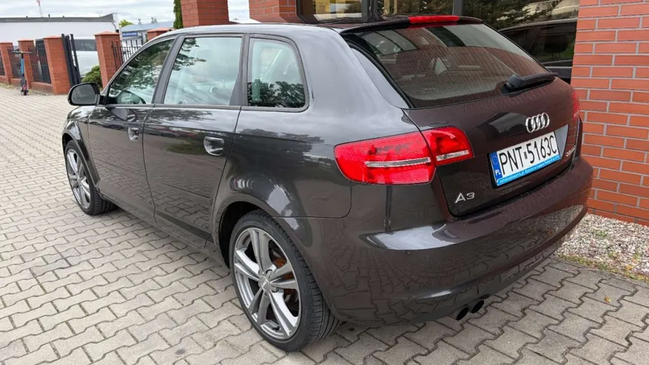 AUDI A3 Sportback -