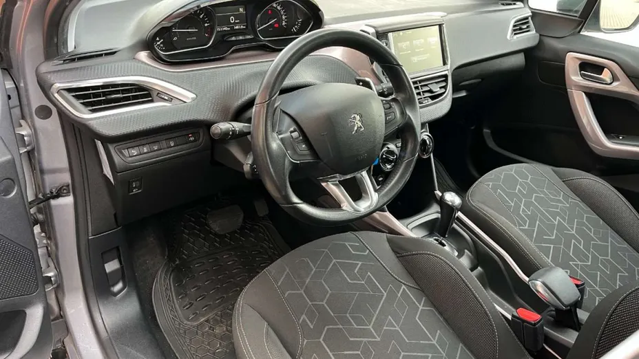 PEUGEOT 2008 -