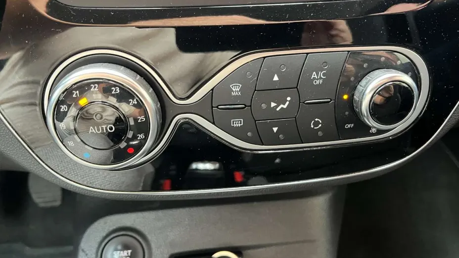 RENAULT Captur -