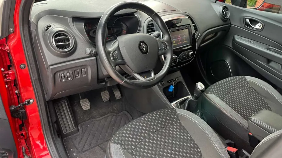 RENAULT Captur -