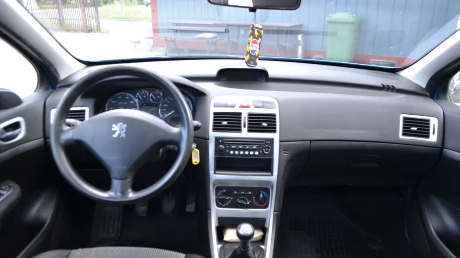 PEUGEOT 307 -