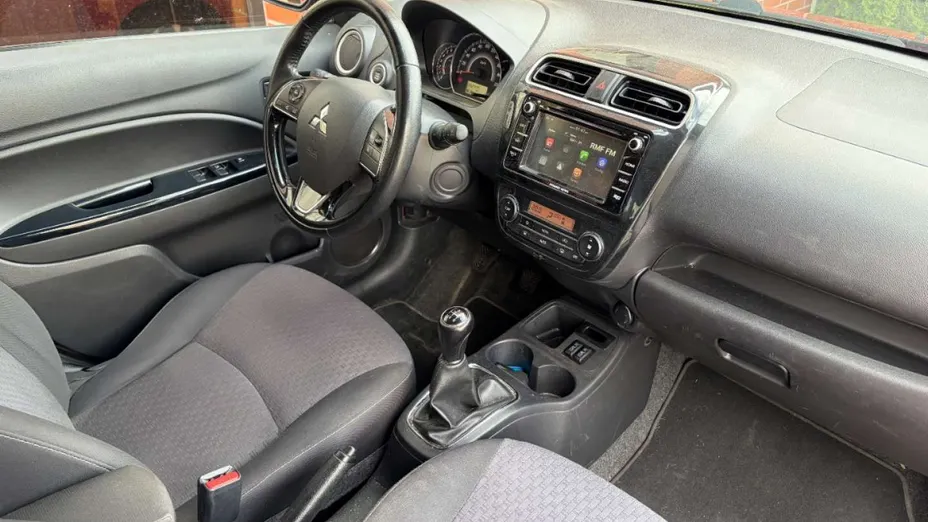 MITSUBISHI Space Star -