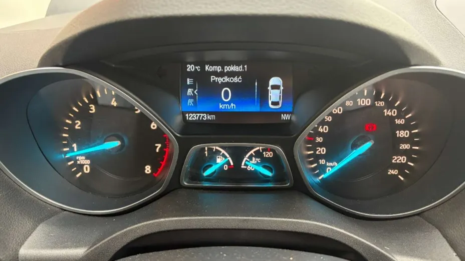 FORD Kuga -
