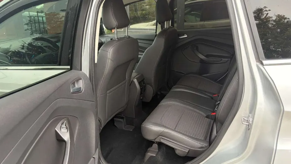 FORD Kuga -
