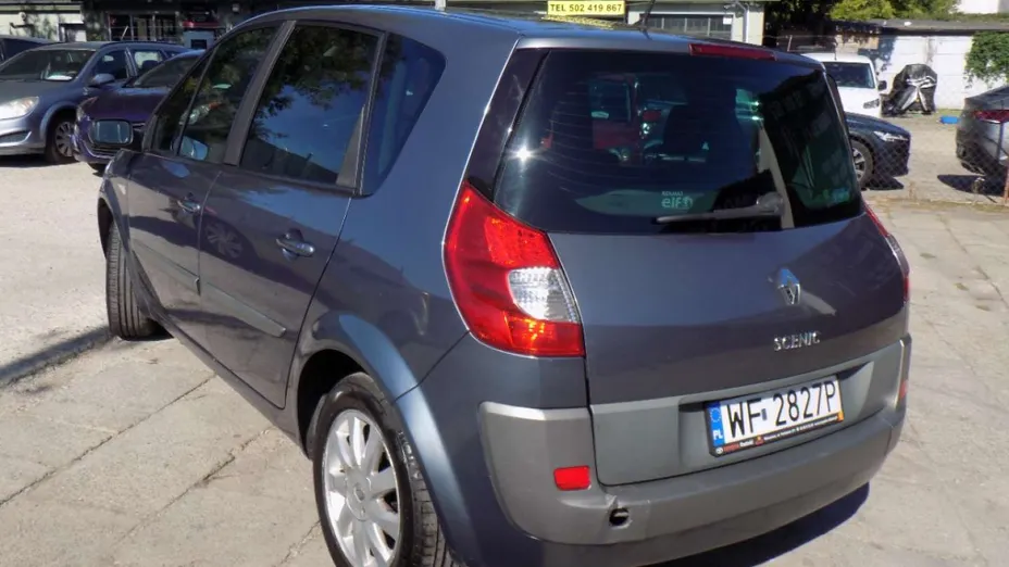RENAULT Scenic -