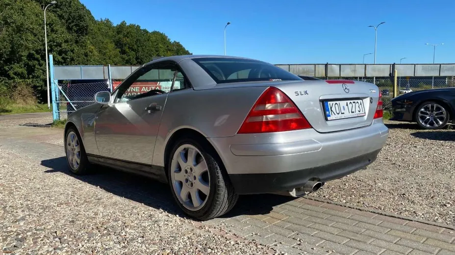 MERCEDES-BENZ SLK -