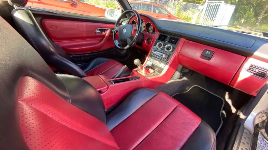 MERCEDES-BENZ SLK -