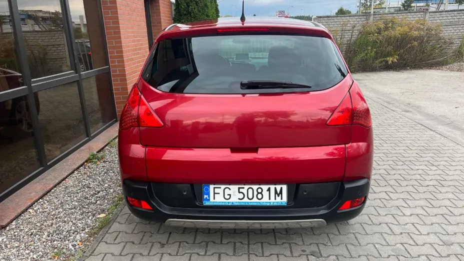PEUGEOT 3008 -