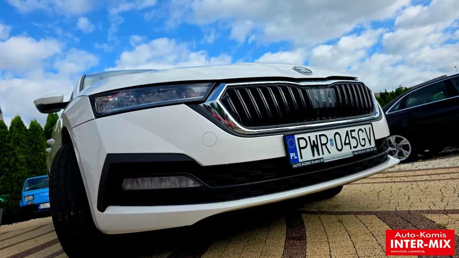 SKODA Octavia -