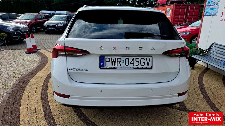 SKODA Octavia -