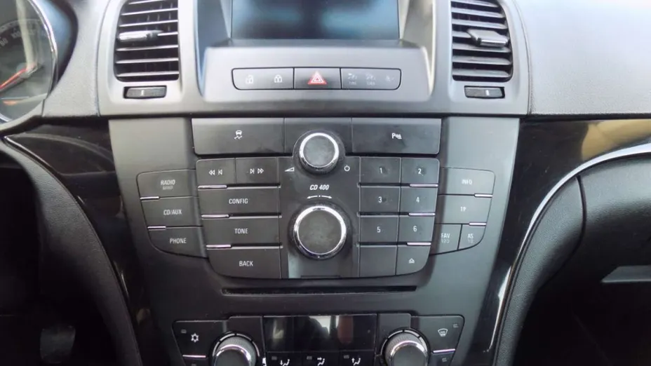 OPEL Insignia -