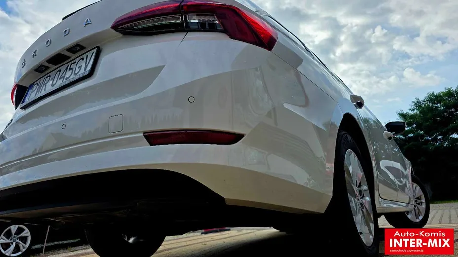 SKODA Octavia -
