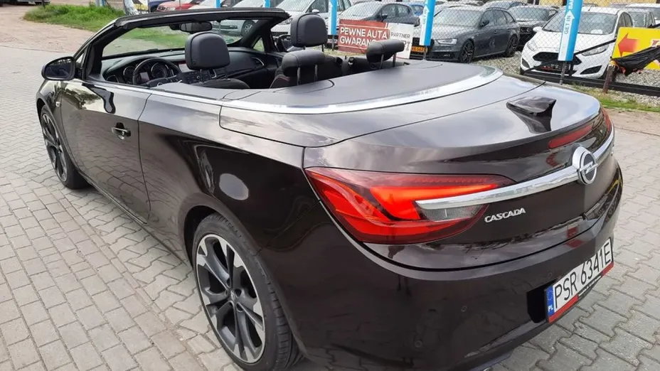 OPEL Cascada -