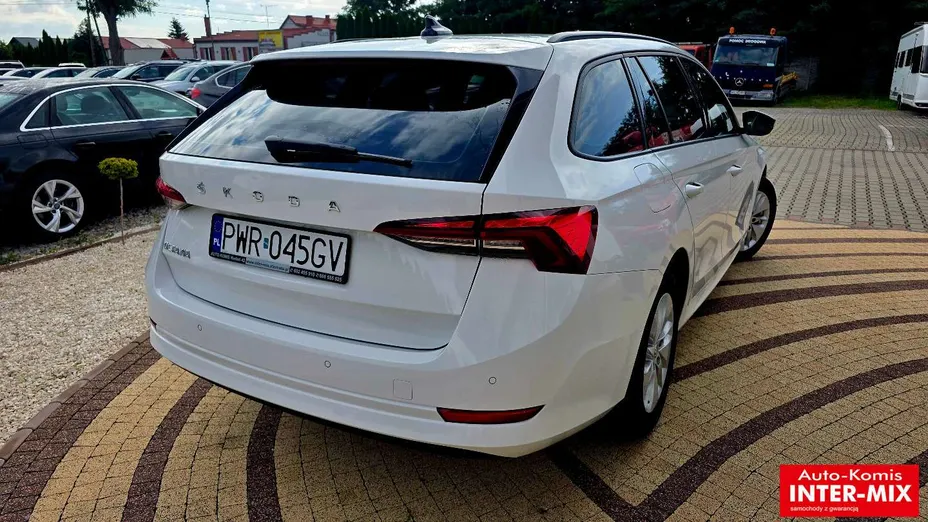 SKODA Octavia -