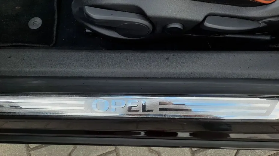 OPEL Cascada -