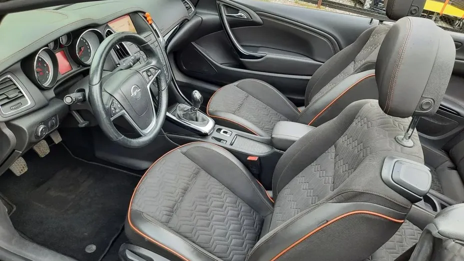 OPEL Cascada -