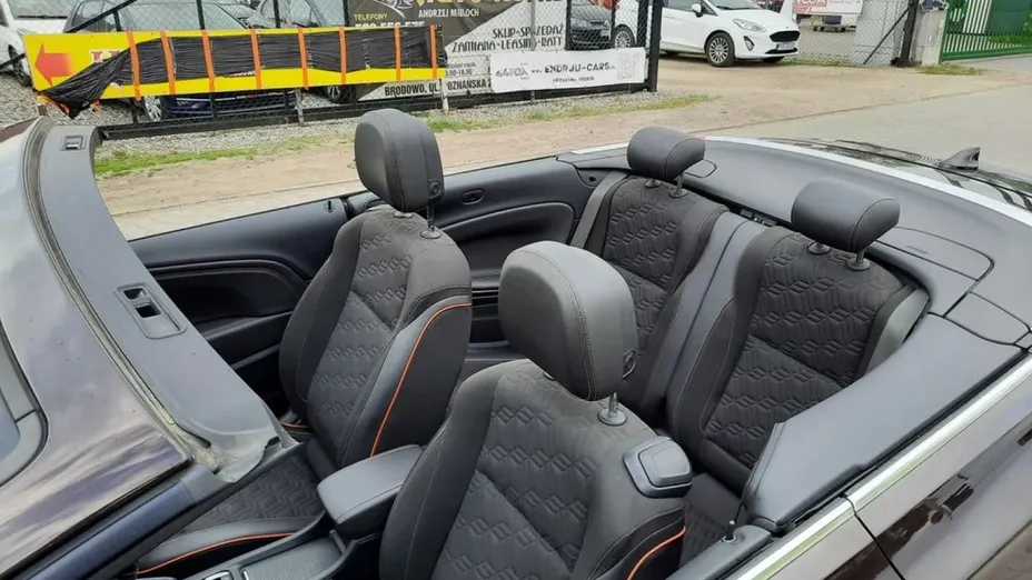 OPEL Cascada -