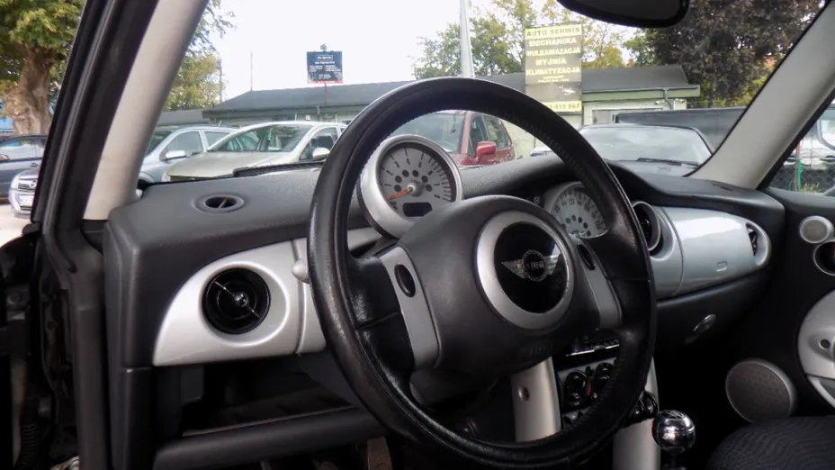 MINI One -
