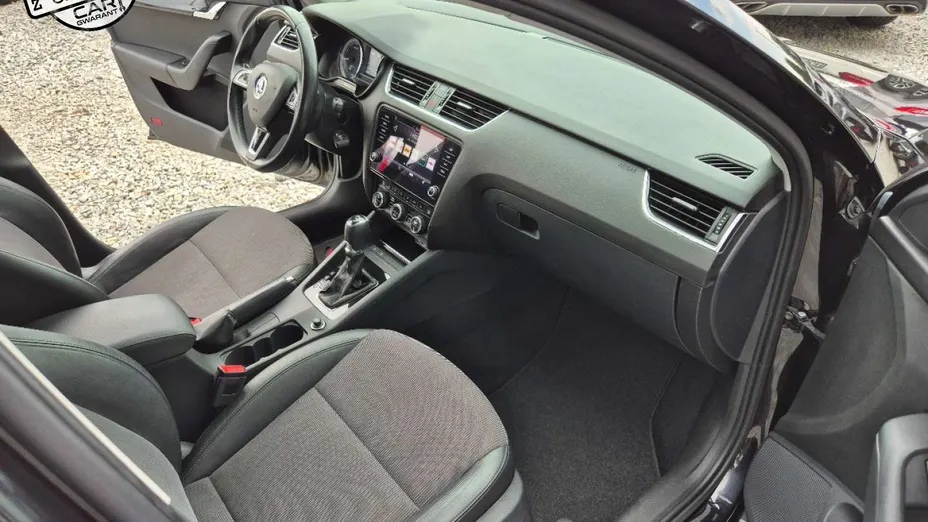 SKODA Octavia -