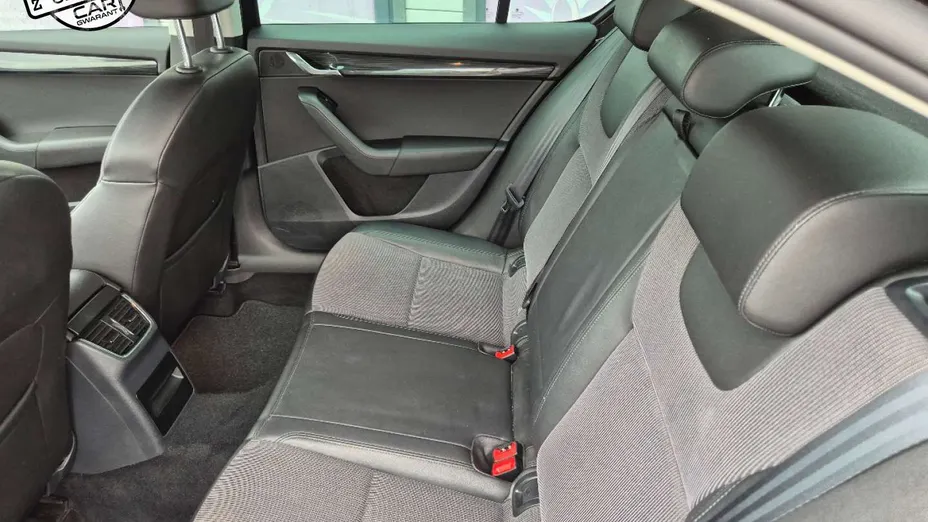 SKODA Octavia -