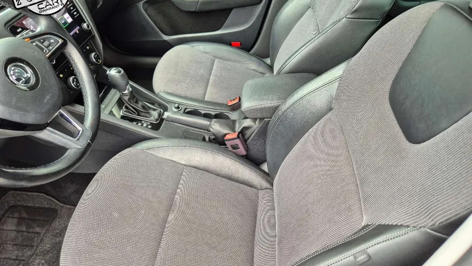 SKODA Octavia -