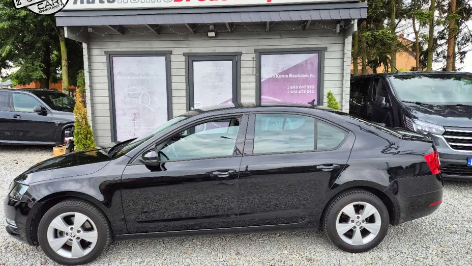 SKODA Octavia -
