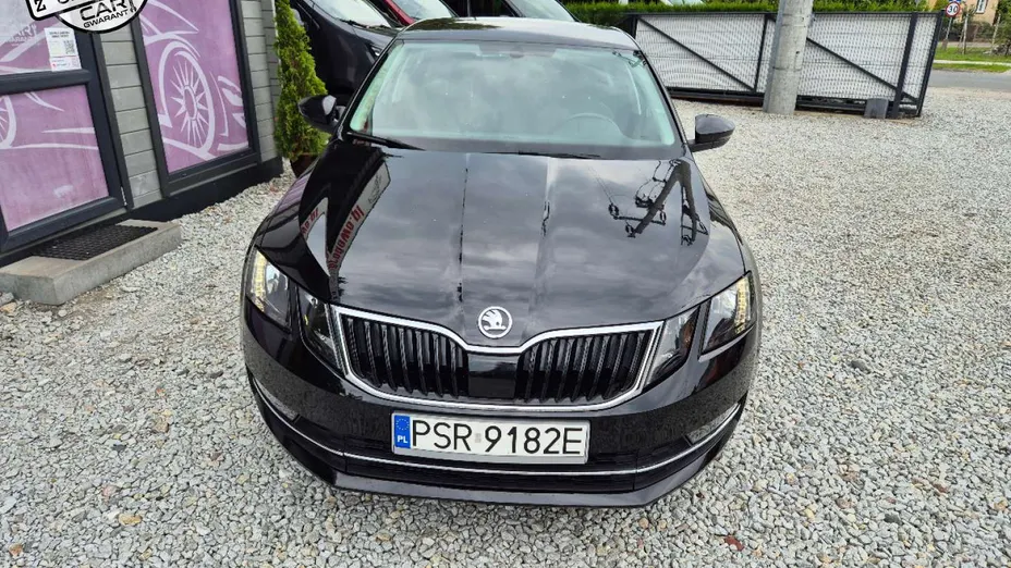 SKODA Octavia -