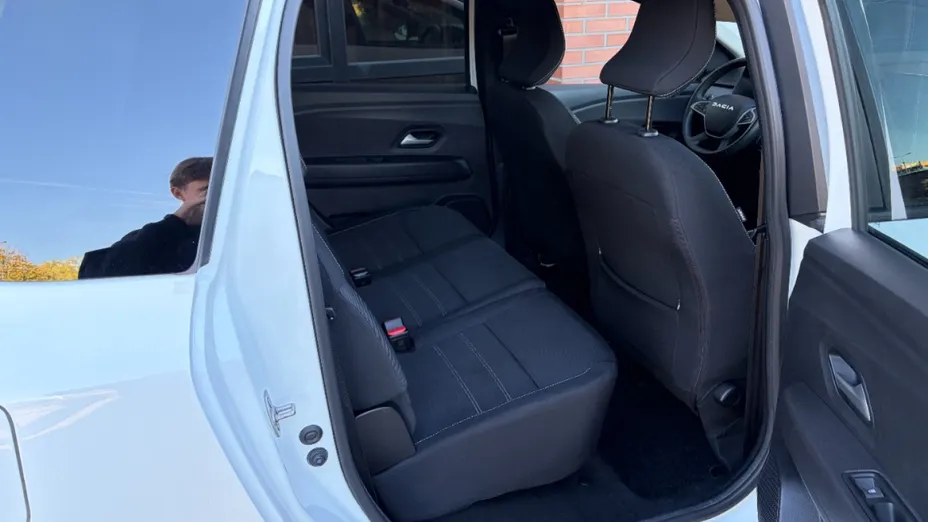 DACIA Jogger -