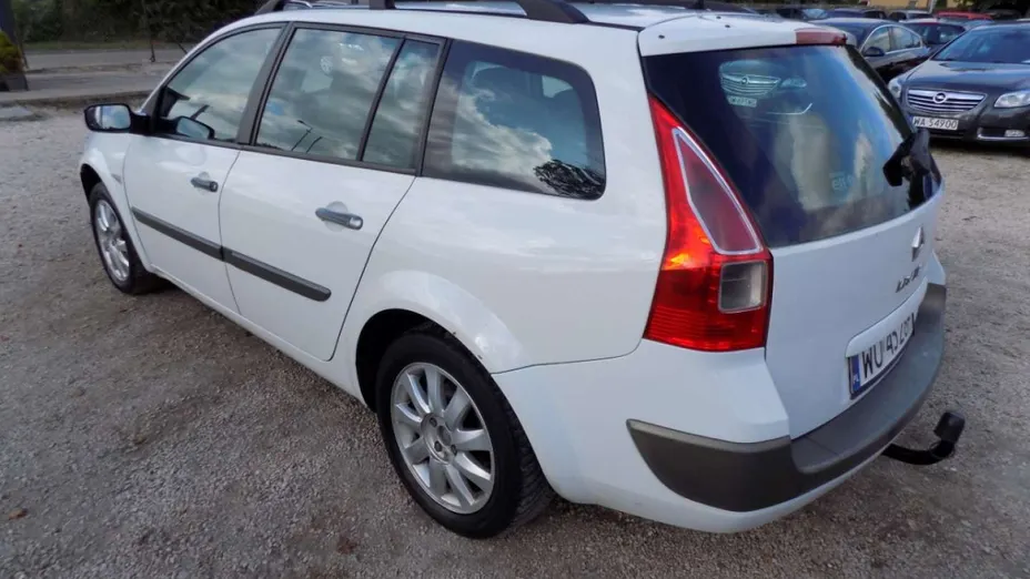RENAULT Megane -