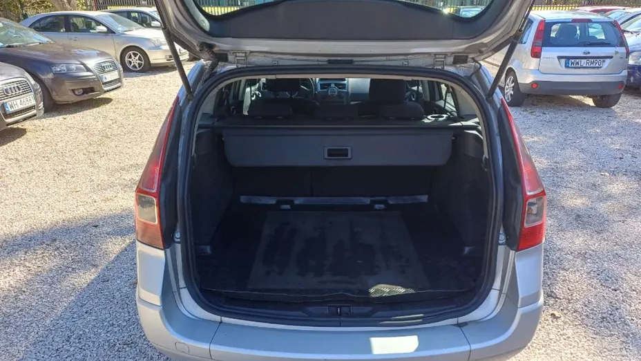 RENAULT Megane -