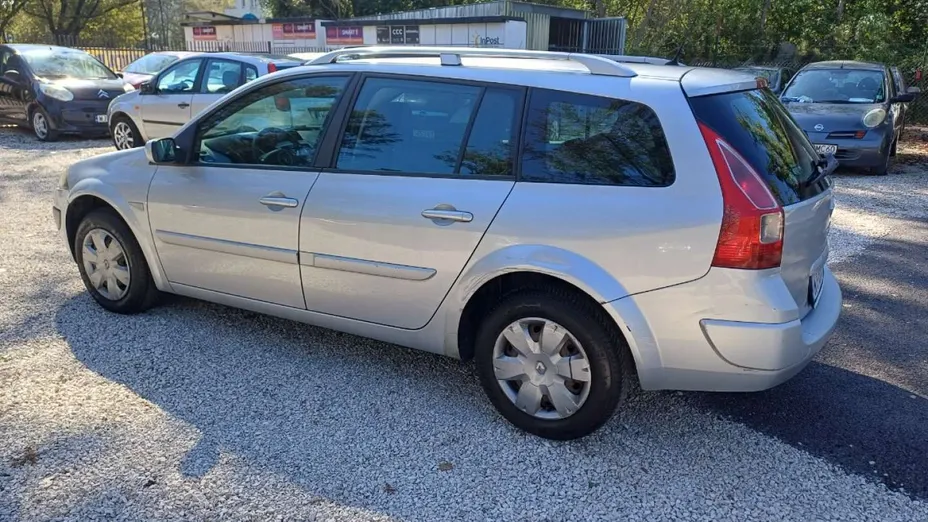 RENAULT Megane -