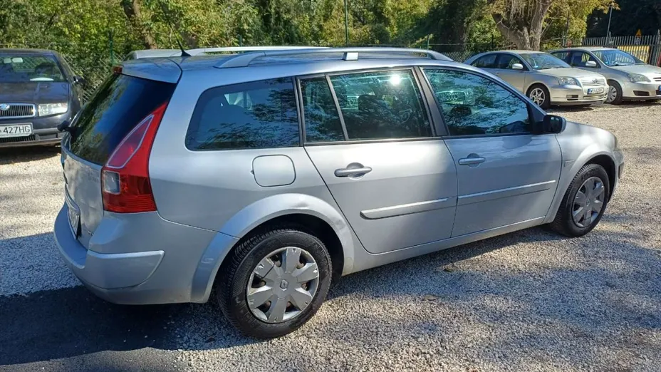 RENAULT Megane -