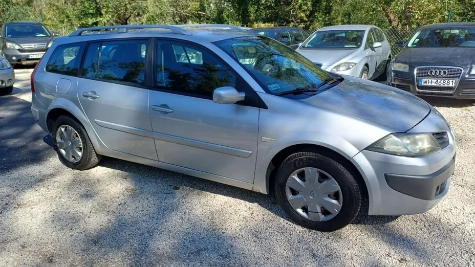 RENAULT Megane -