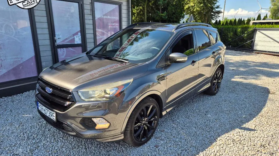 FORD Kuga -
